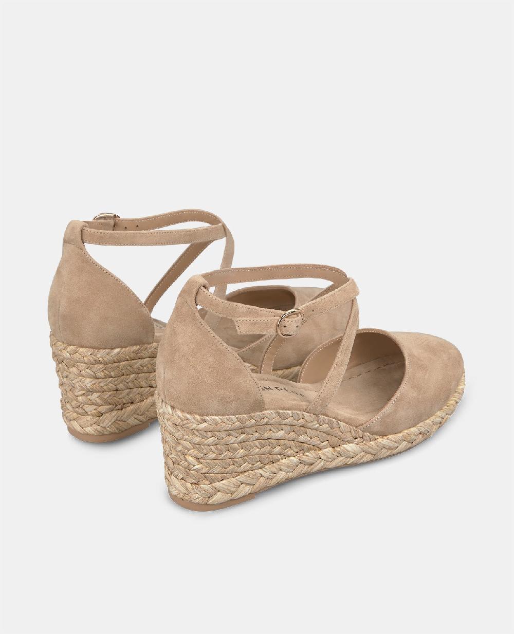 Alma en pena ZAPATO CUÑA TIRAS CRUZADAS Envío gratis