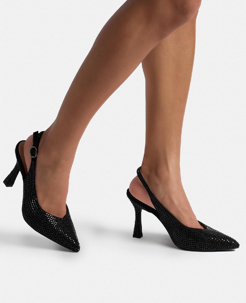 Alma en pena ZAPATO CUBIERTO CON PEDRERÍA Ahorra y exporta