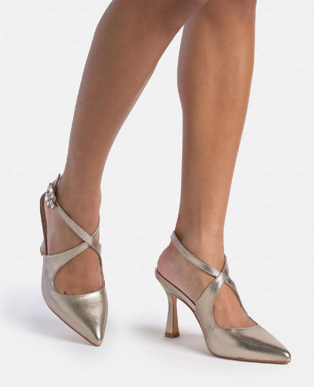 Alma en pena ZAPATO TACÓN TIRA ENTRELAZADA En oferta