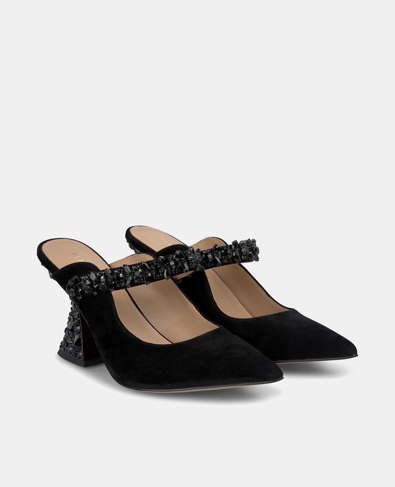 Alma en pena ZAPATO TACÓN EMBUDO DESTALONADO Precio ultrabajo
