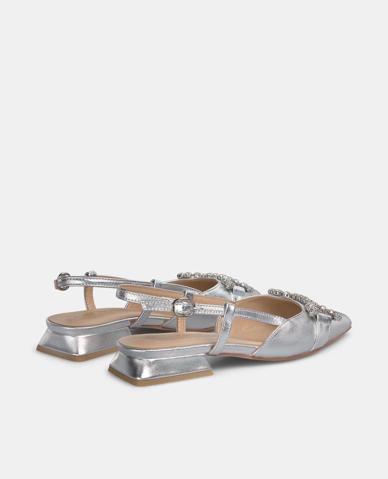Alma en pena ZAPATO PLANO ESTRIBO Promoción trimestral