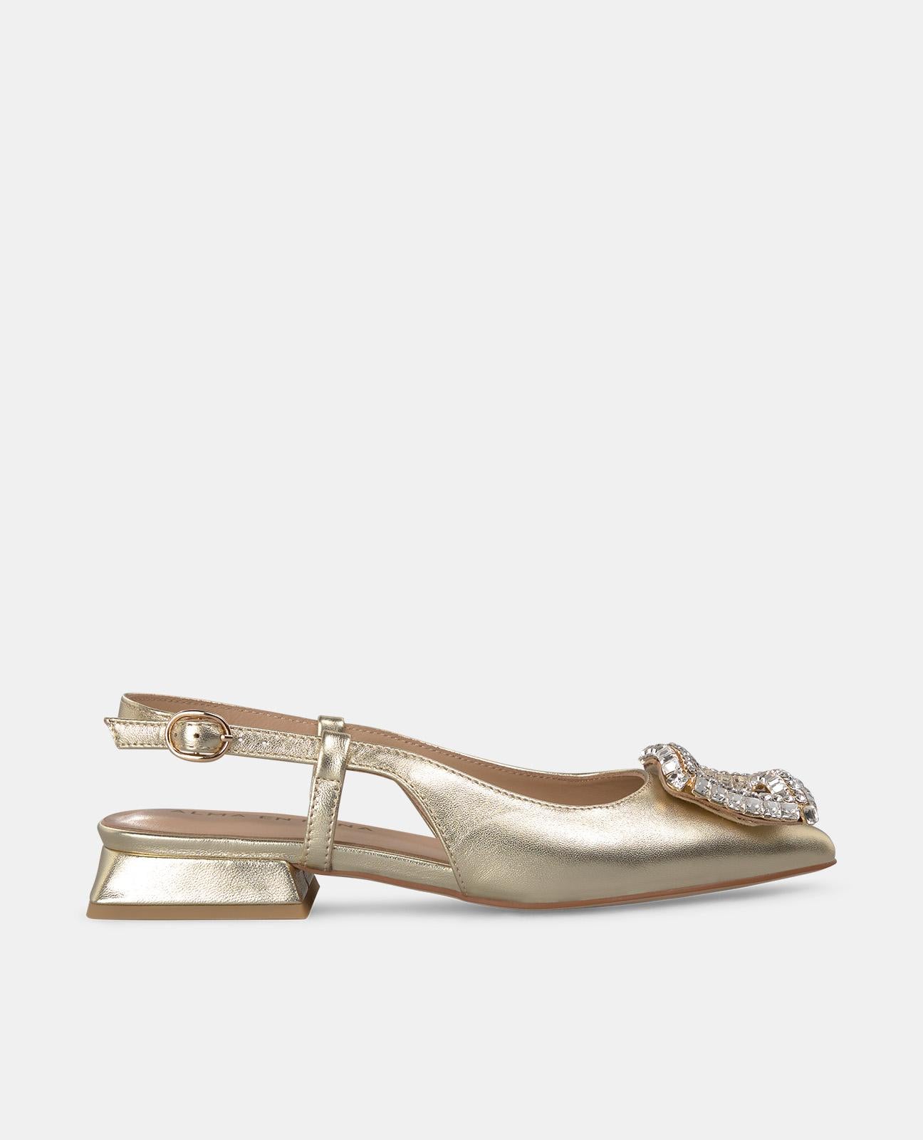 Alma en pena ZAPATO CON BROCHE PLANO