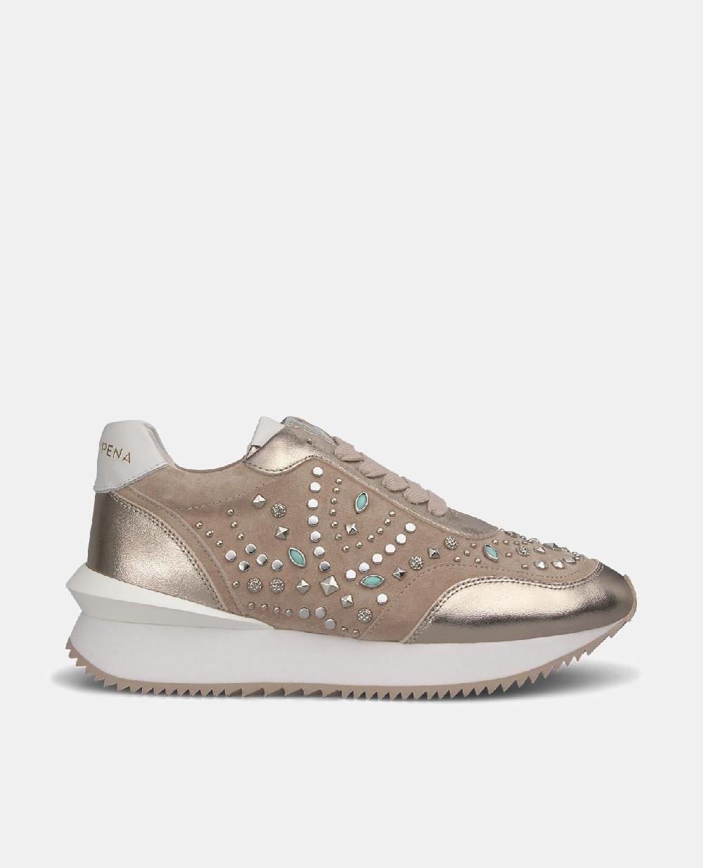 Alma en pena ZAPATILLAS CON TACHAS