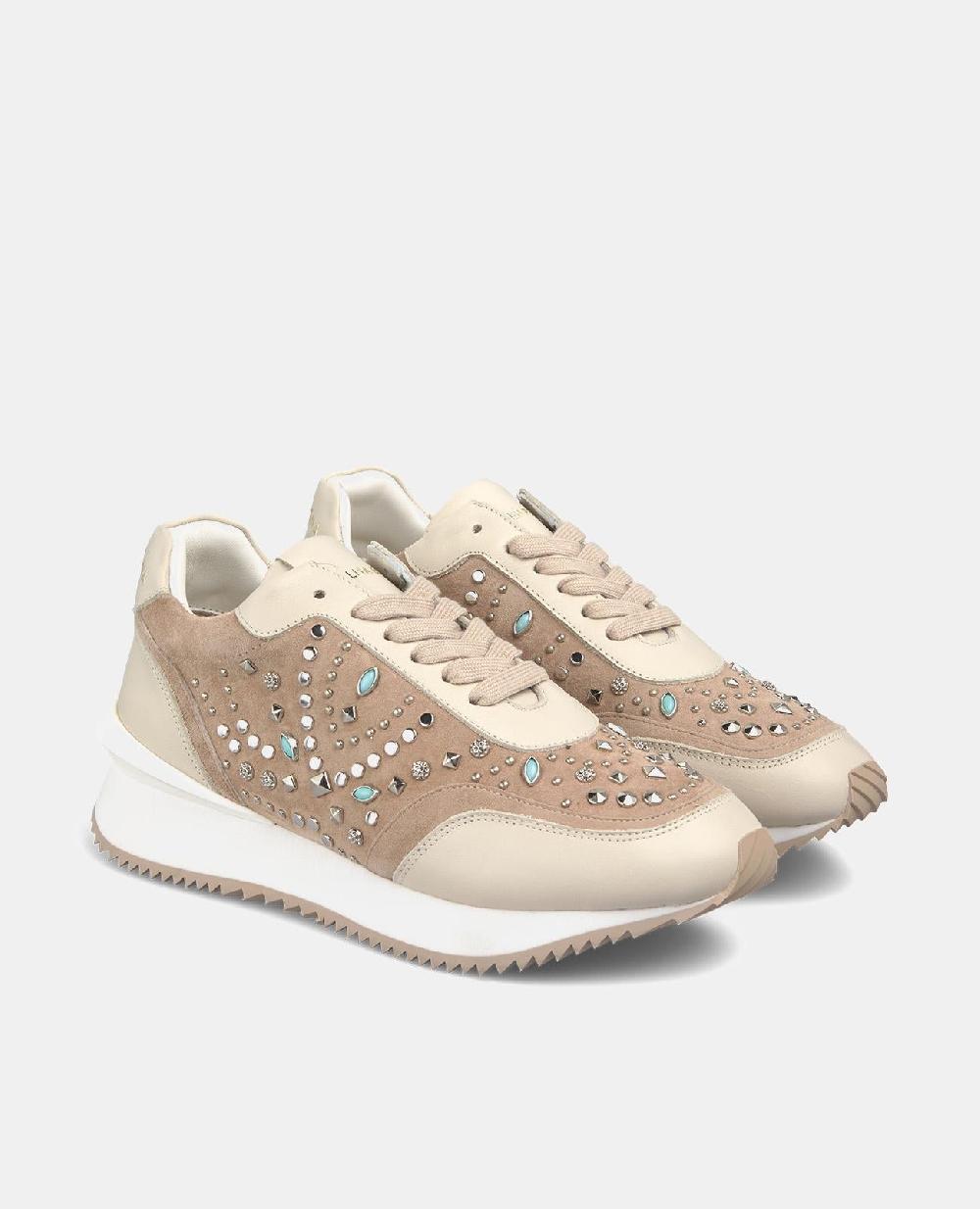 Alma en pena ZAPATILLAS CON TACHAS Envío internacional gratuito