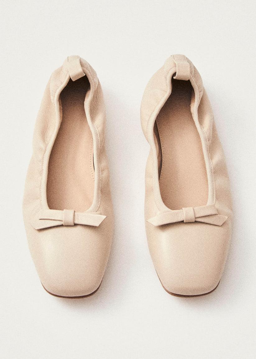 Alohas Freya Bailarinas de Piel Color Crema Los más vendidos