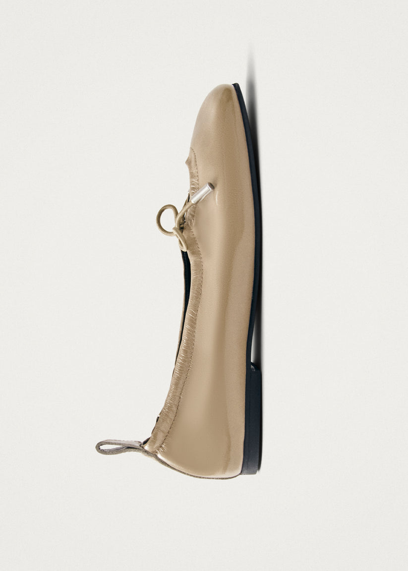 Alohas Rosalind Onix Bailarinas de Cuero Beige Venta caliente