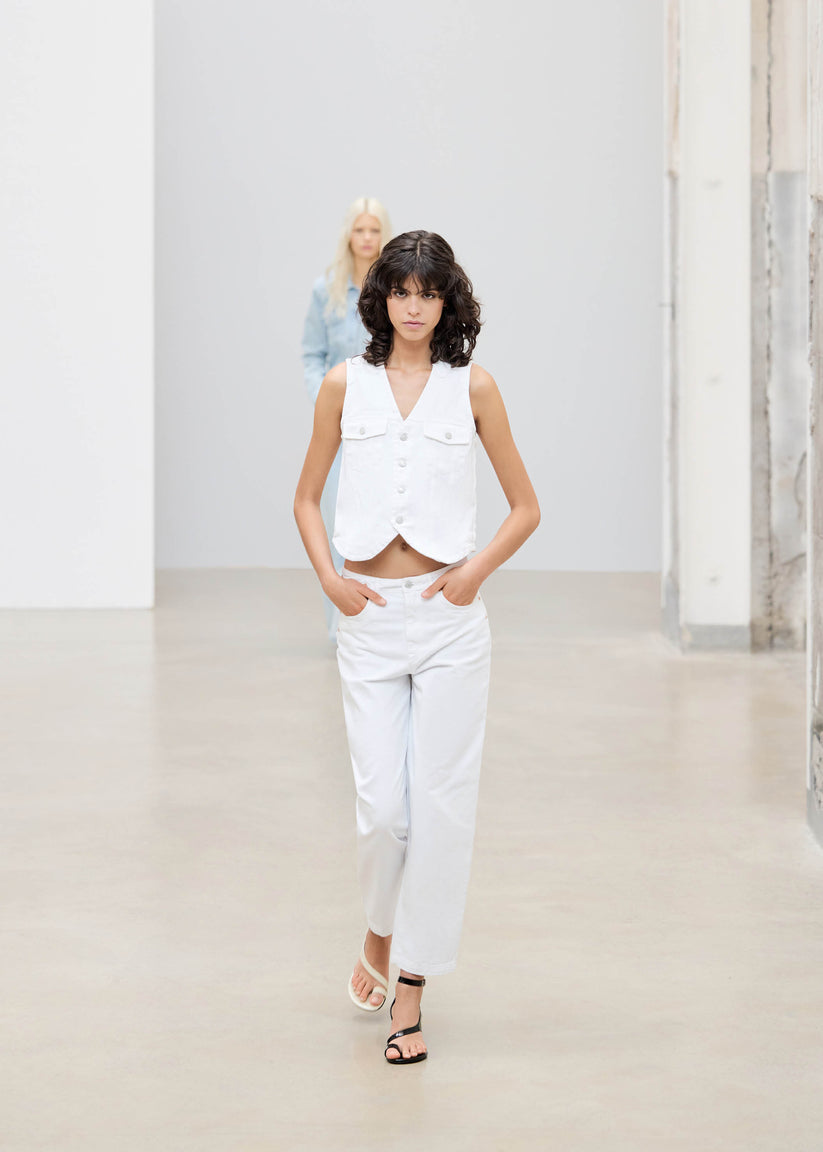 Alohas Lorenza Pantalones de Mezclilla Blancos Liquidación