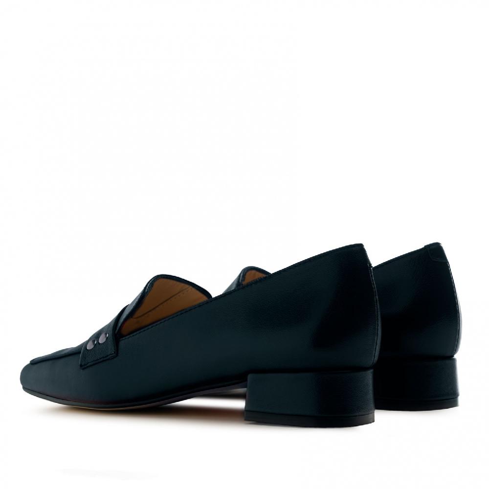 Andres machado Mocasí­n en piel de color marino Última moda