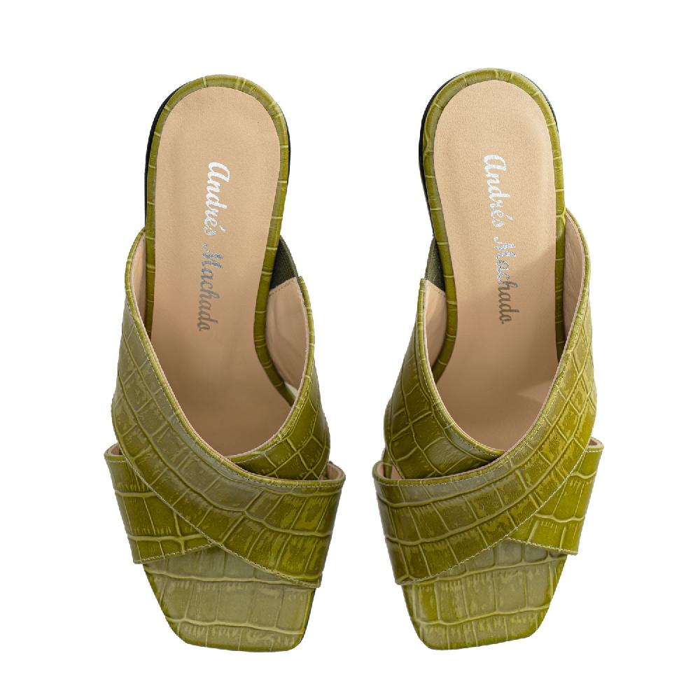 Andres machado Sandalias en piel coco de color Verde Oliva Descuento