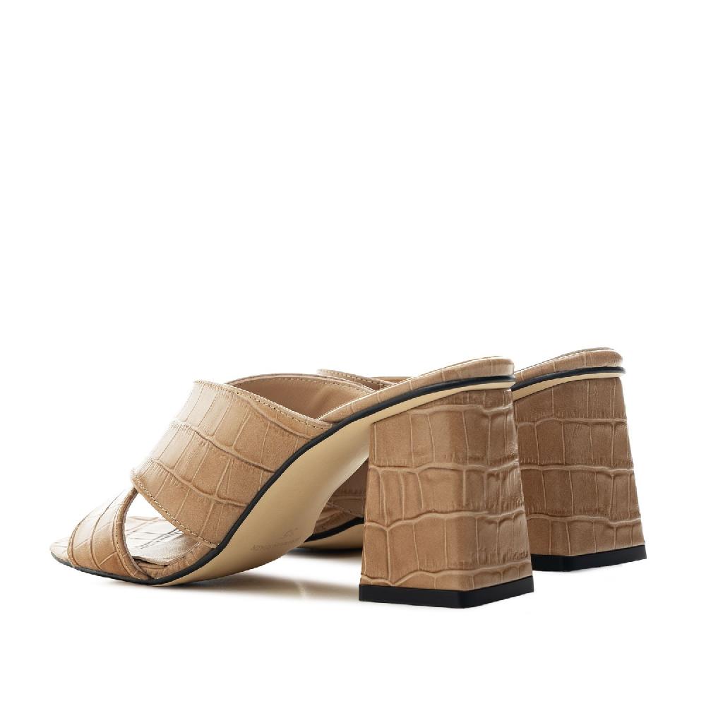 Andres machado Sandalias en piel coco de color Tierra Tienda