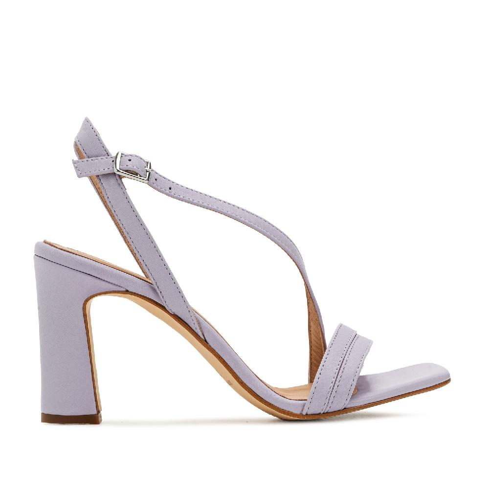 Andres machado Sandalia tacón piel lila En oferta