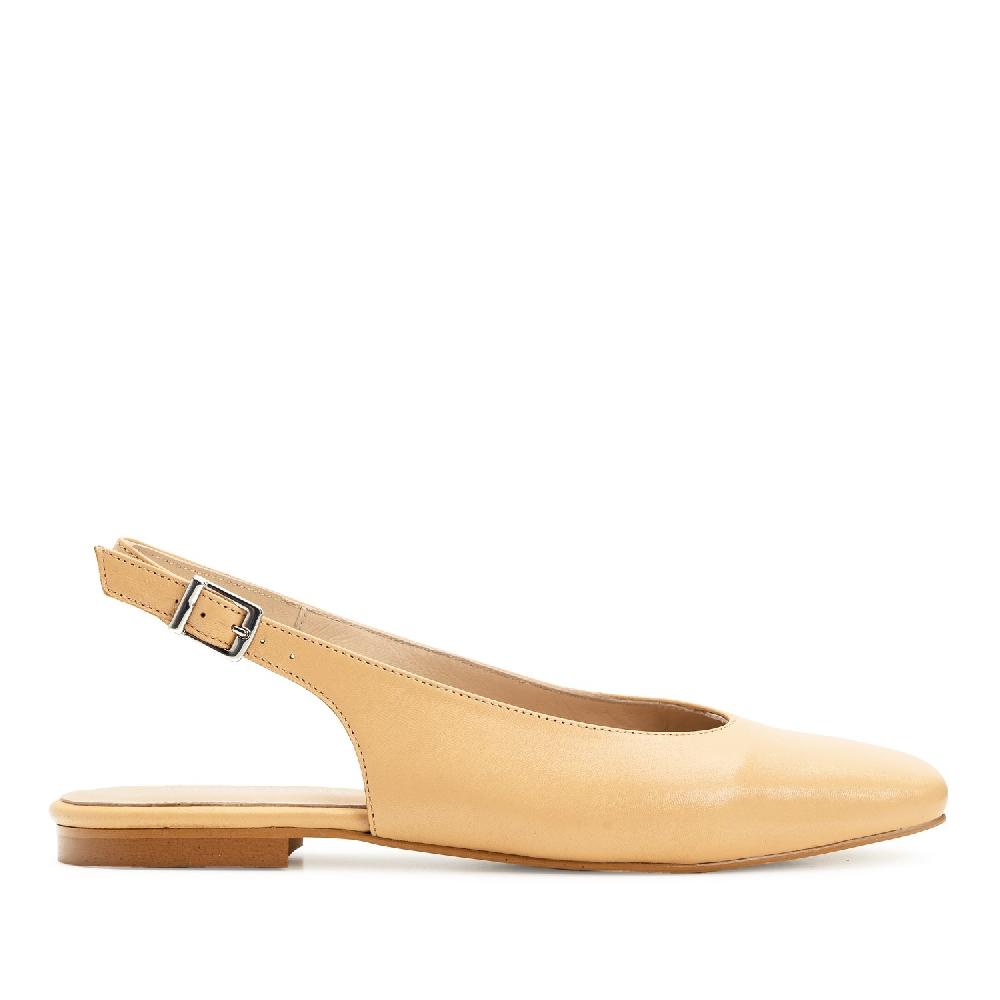 Andres machado Bailarina destalonada en piel beige Precio ultrabajo