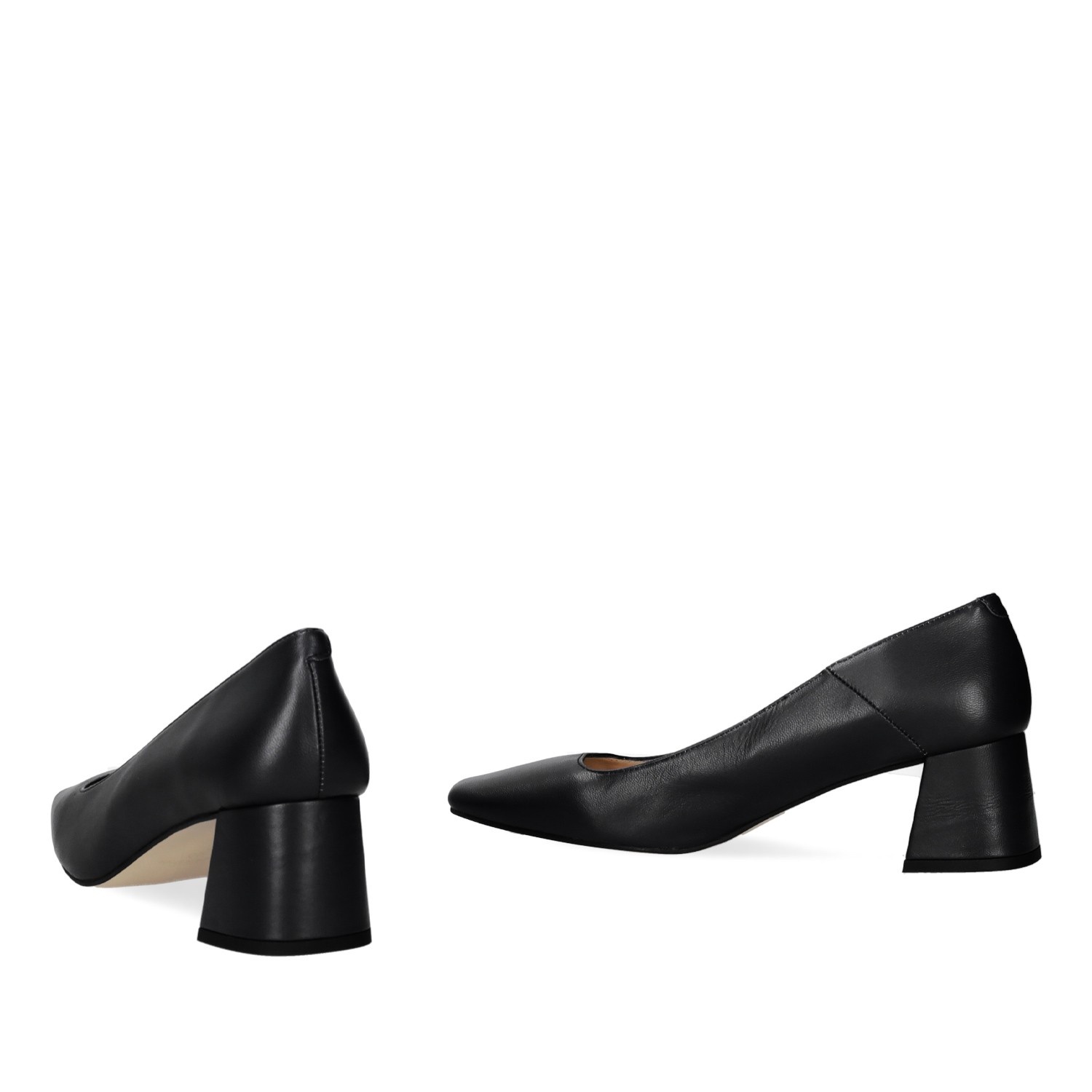 Andres machado Zapato tacón en piel de color negro Superdescuento