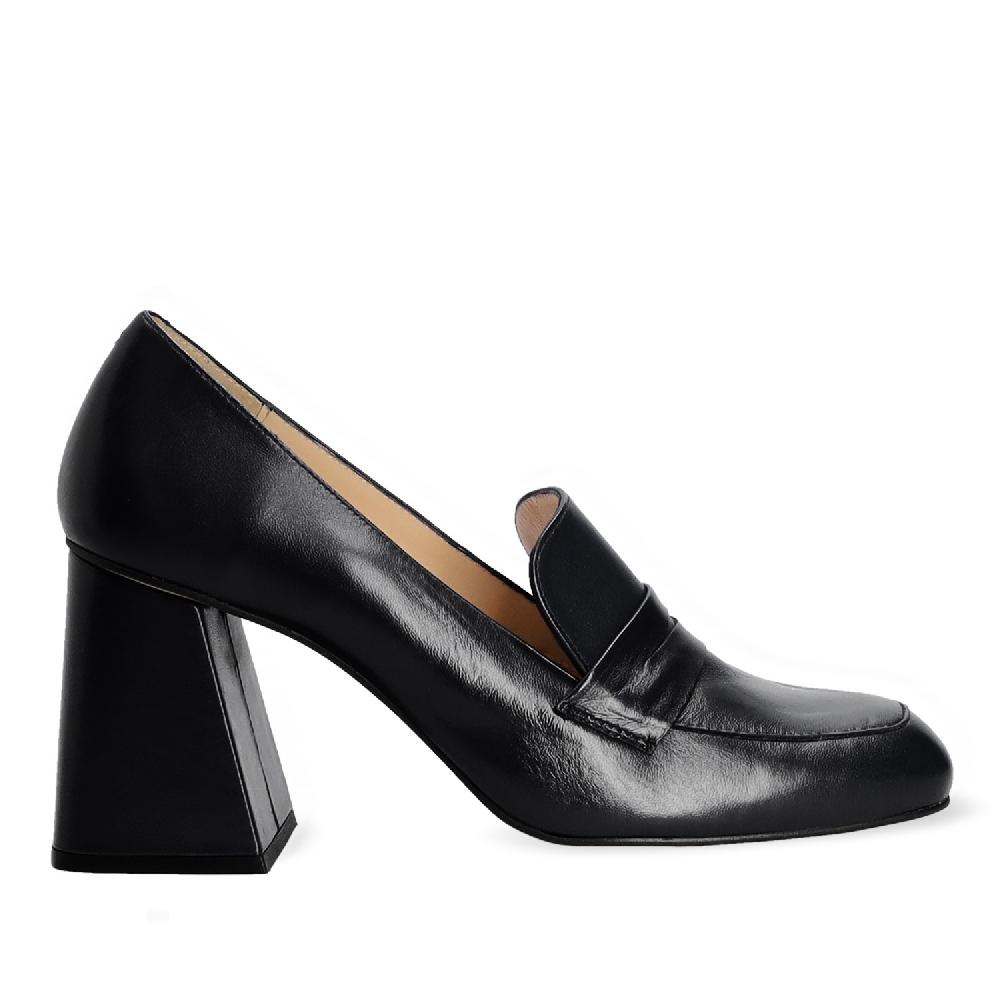 Andres machado Zapato de estilo mocasín con tacón en piel de color negro Precio ultrabajo