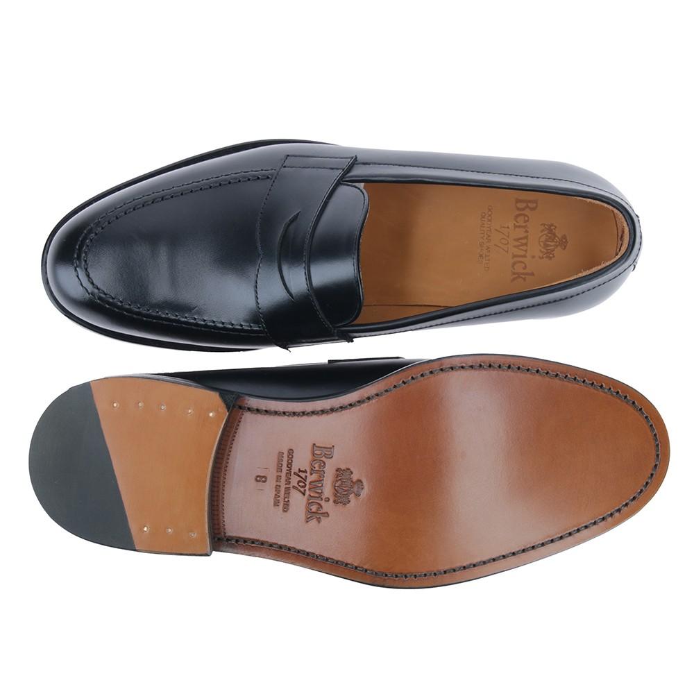 Berwick 1707 4545-K1 BOX CALF NEGRO Devoluciones gratuitas