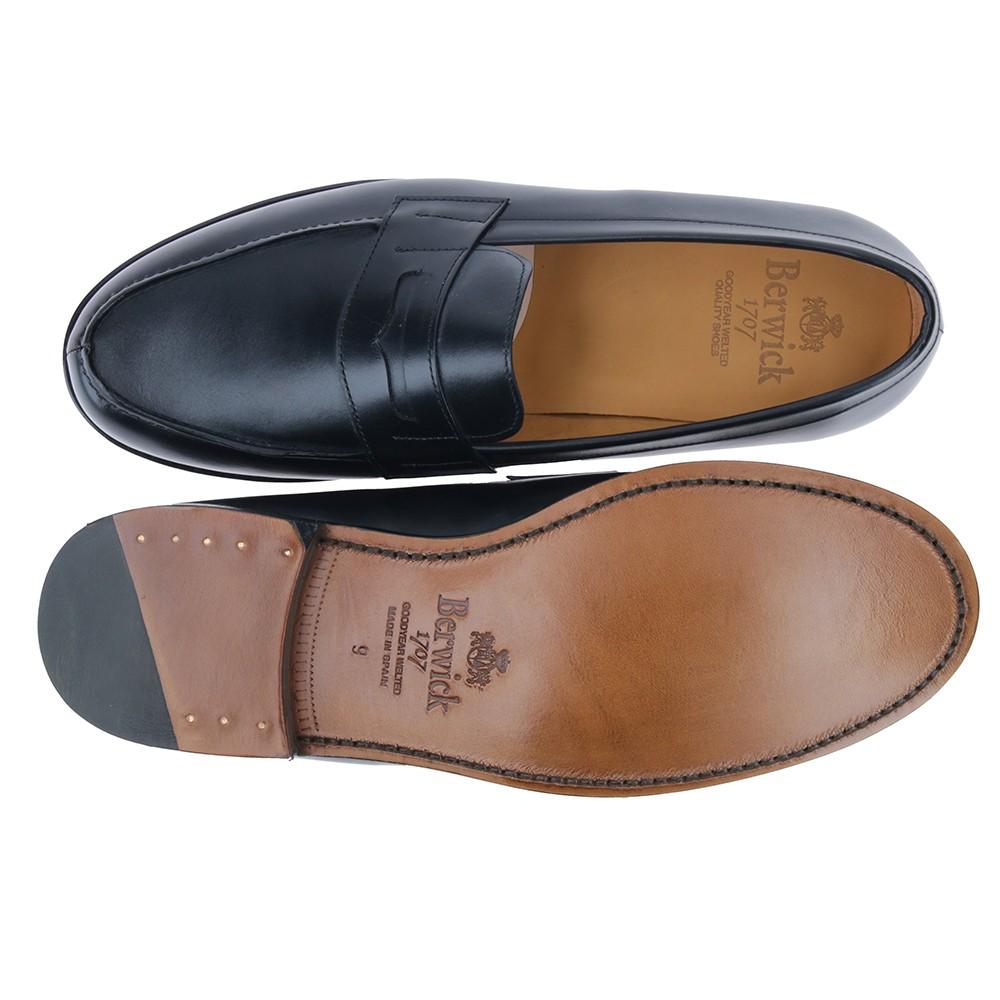Berwick 1707 4456-K1 BOX CALF NEGRO Devoluciones gratuitas