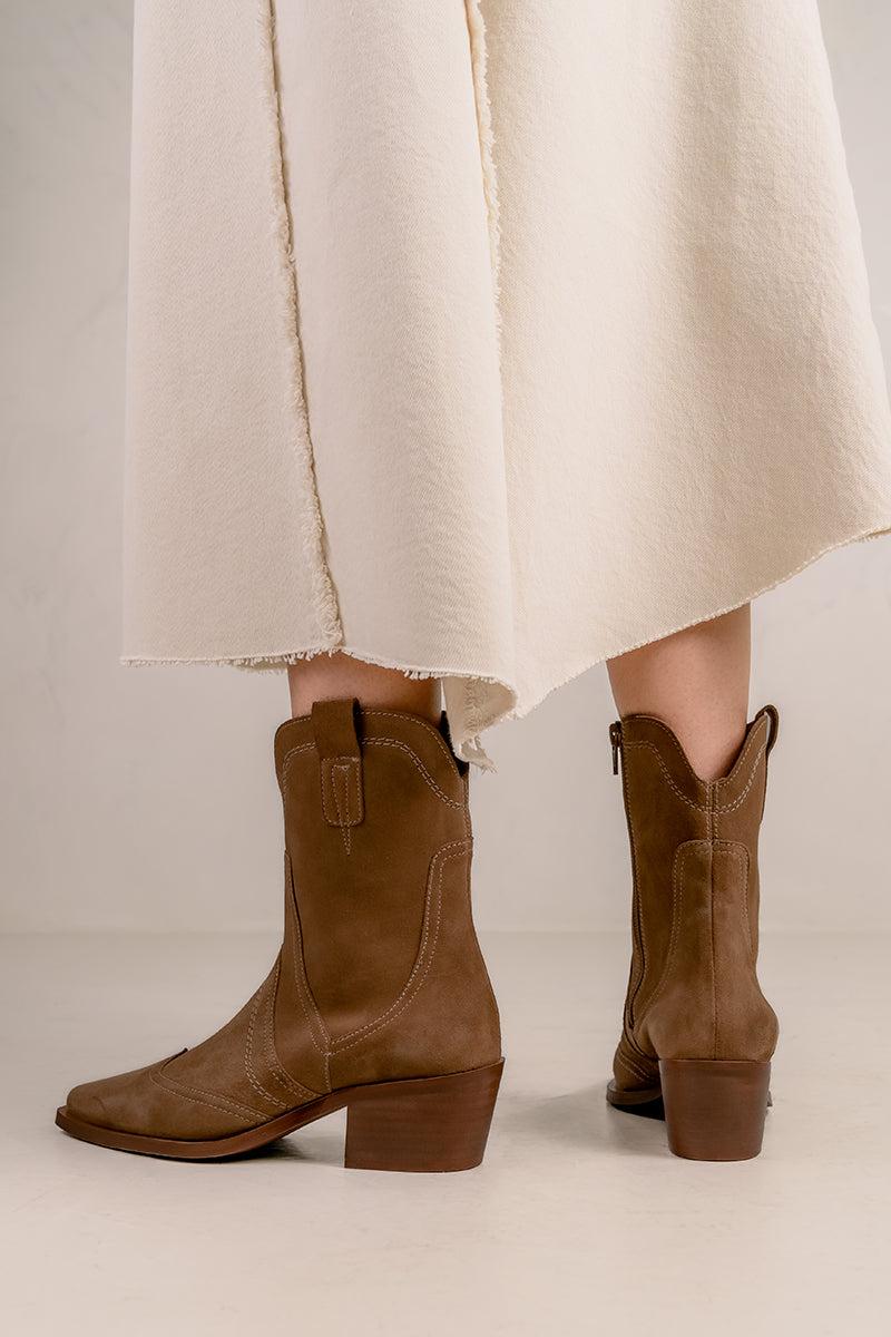 Bryan shoes Dark camel - VICTORIA Descuentos del mes