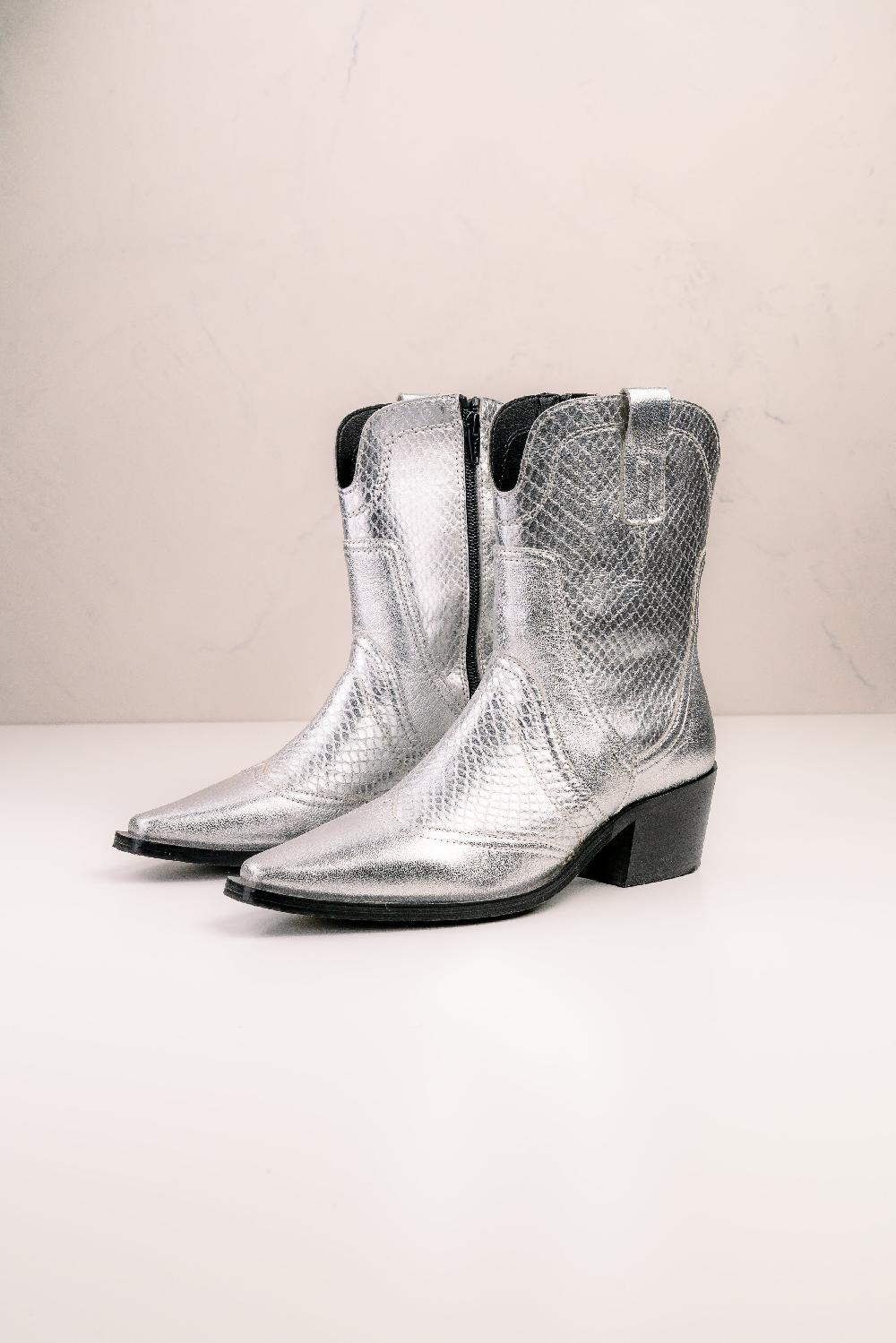 Bryan shoes Plata - MAGGIE 2025