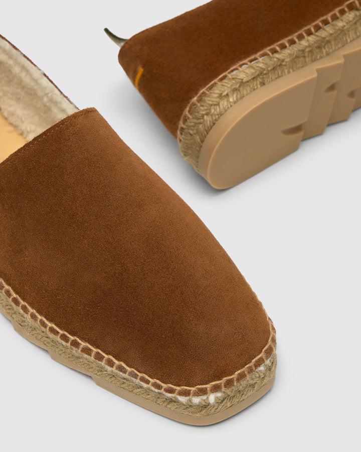 ﻿Castañer CASTAÑER | Alpargata Plana Cerrada Serraje CUERO PABLO COSY T/186 – Castañer Tienda de fábrica