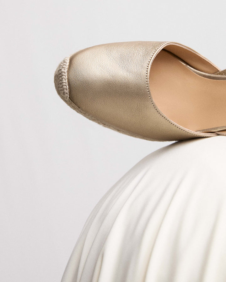 Castañer Calzado de Mujer estilo Pala Talon con Cuña de 9cm de altura | Castañer Grandes ahorros