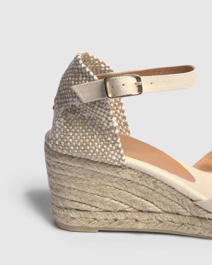 Castañer CASTAÑER | Alpargatas Chiarita en algodón orgánico cierre lateral de pulsera con hebilla metálica y cuña de 7cm.  – Castañer Ventas relámpago