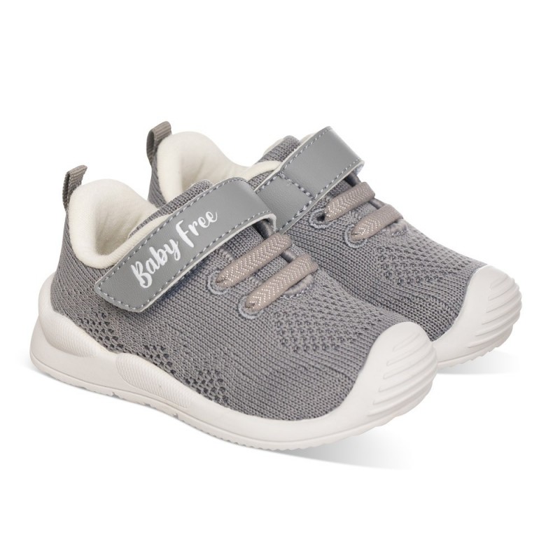 Chetto Deportiva gris con cierre de Velcro totalmente respetuosa por su gran comodidad y flexibildad Grandes ahorros
