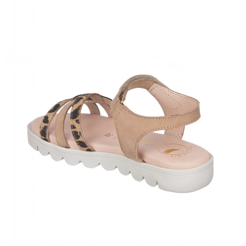 Chetto Sandalia toda en piel con suela hiper flexible Envío gratis