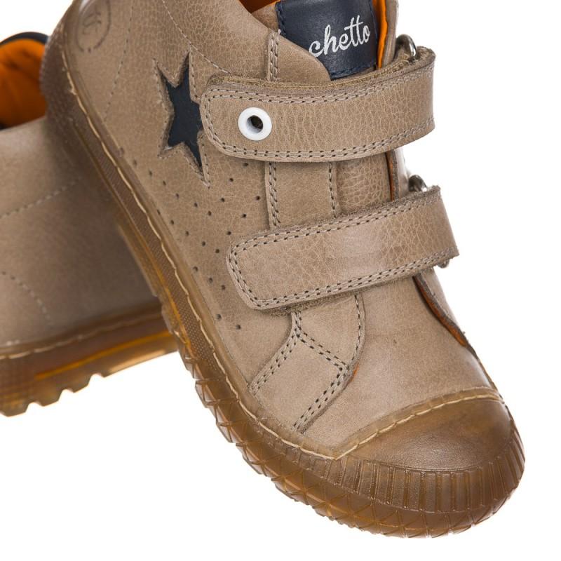 Chetto Bota dos velcros con Estrella En oferta