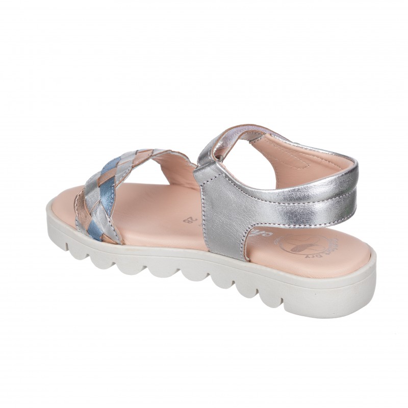 Chetto Sandalia toda en piel con suela hiper flexible ÚLTIMAS EDICIONES