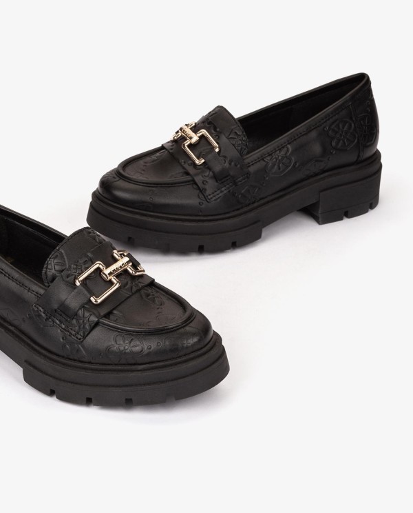 Cuplé MOCASÍN NEGRO DE PIEL CON LOGO GRABADO Y SUELA GRUESA Ventas relámpago