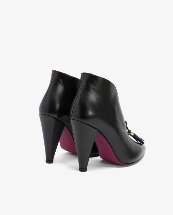 Cuplé ABOTINADO BORLA CÓRDOBA NAPA NEGRO Última moda