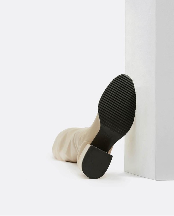 Cuplé BOTA MOSQUETERA NAPA ELÁSTICO CAMEL Ventas relámpago
