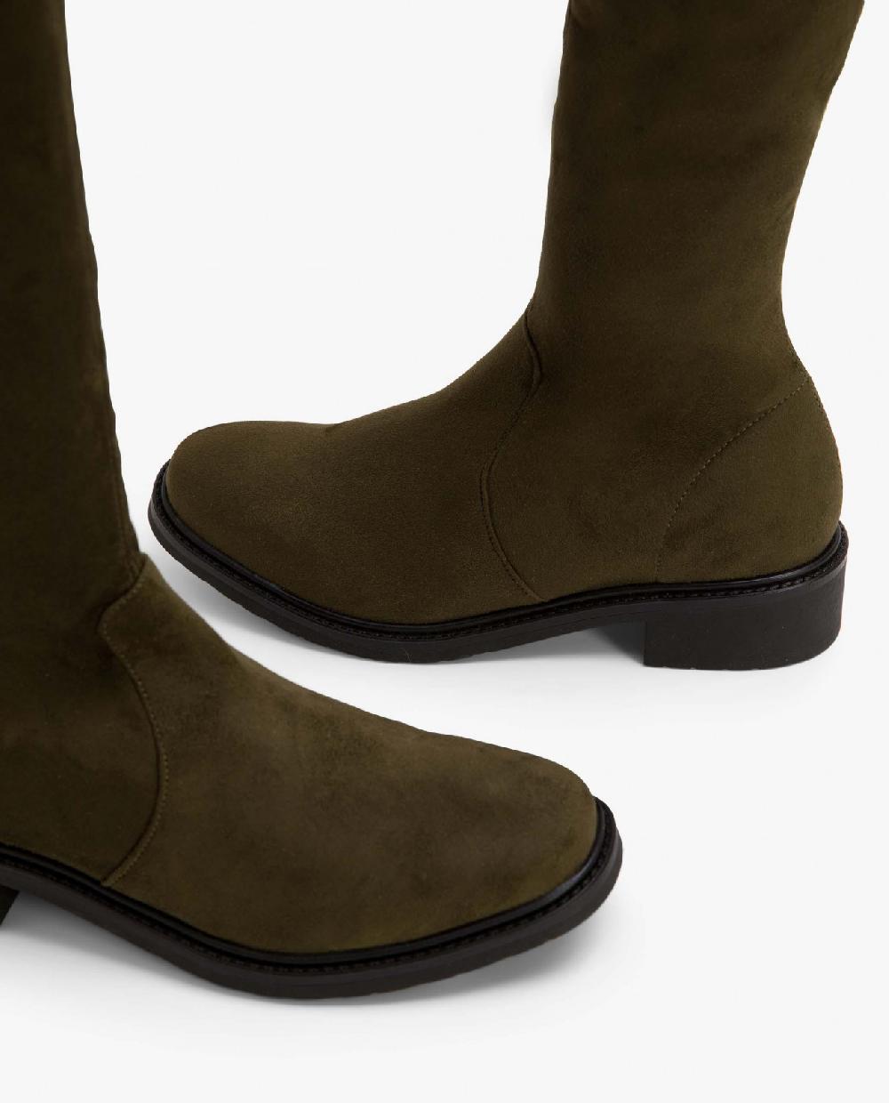 Cuplé BOTA ALTA DE ULTRASUEDE COLOR VERDE CON TACÓN BAJO COMPRAR AHORA