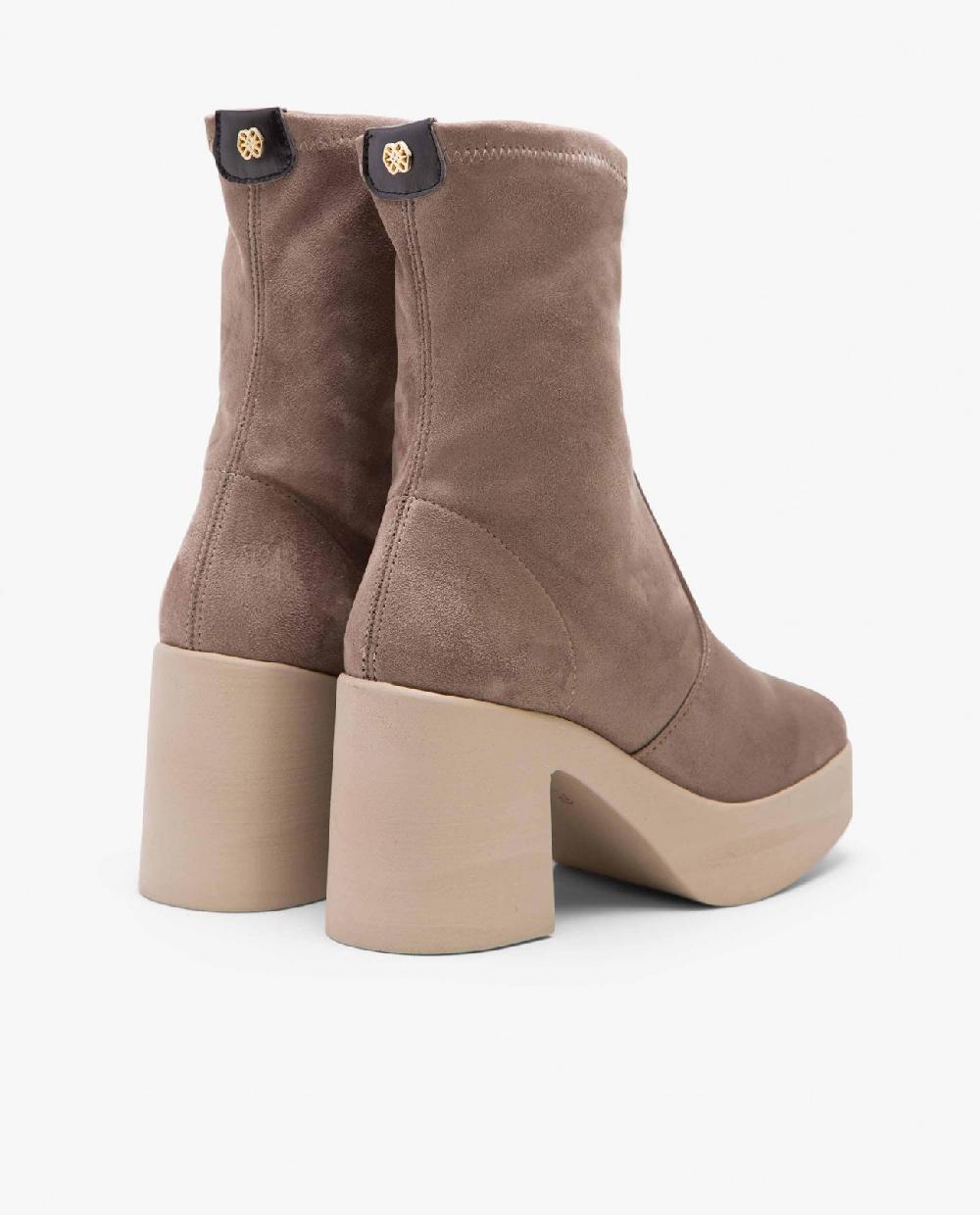 Cuplé BOTIN PLATAFORMA ULTRASUEDE STRECH VISON Limitado a 3 días