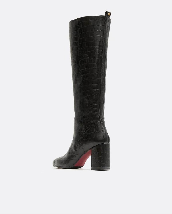 Cuplé BOTA T/ANCHO NAPA COCO NEGRO En oferta