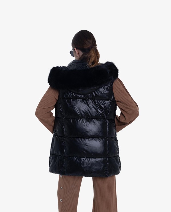 Cuplé CHALECO ACOLCHADO DE NYLON NEGRO CON DETALLES DE PELO Oferta especial