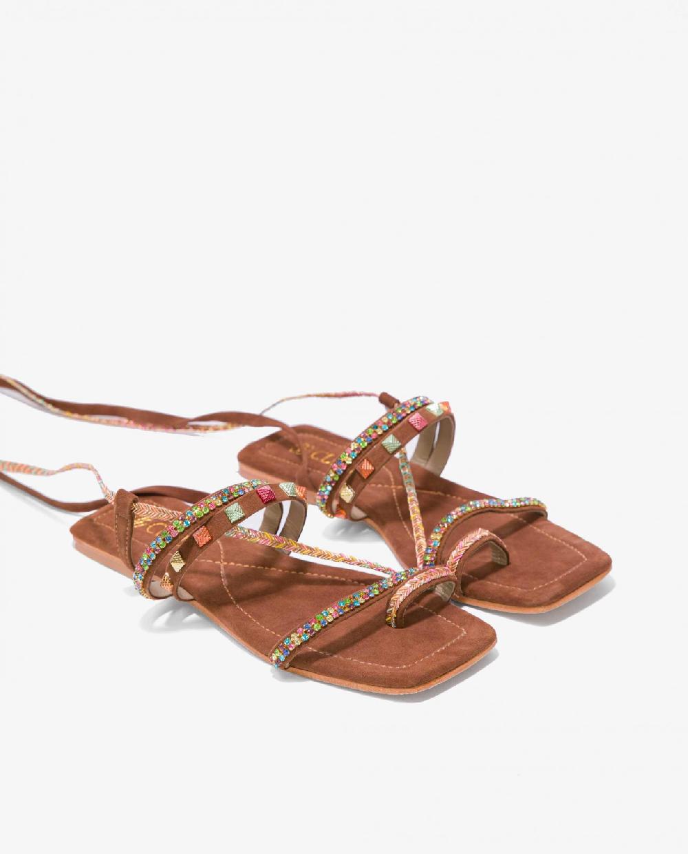 Cuplé SANDALIA TACHAS MULTI SERRAJE CUERO Oferta especial