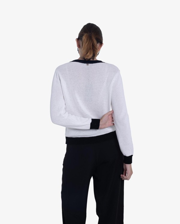 Cuplé JERSEY DE PUNTO BLANCO CON DETALLES NEGROS EN CUELLO Y PUÑOS Ofertas especiales