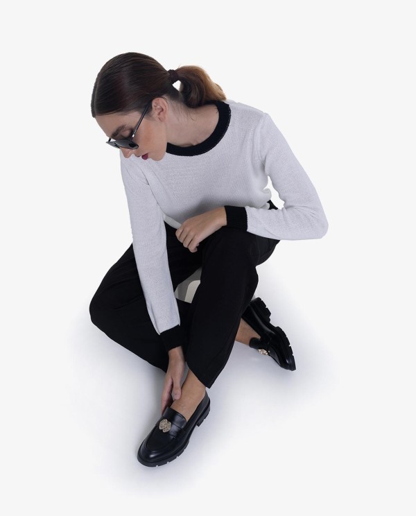 Cuplé JERSEY DE PUNTO BLANCO CON DETALLES NEGROS EN CUELLO Y PUÑOS Ofertas especiales