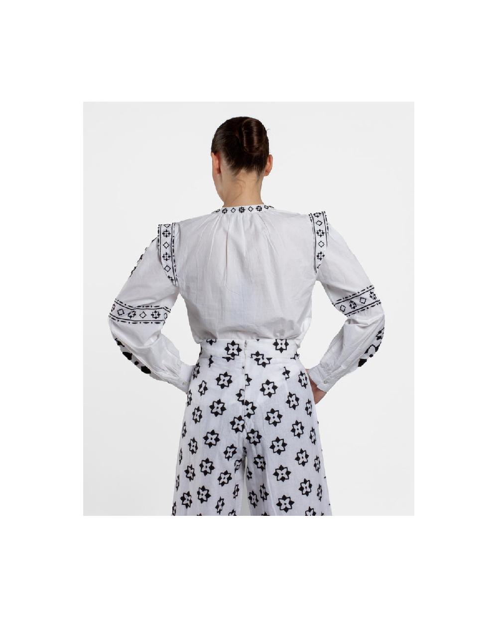 Cuplé CAMISA MANGAS BORDADAS ALGODON BLANCO COMPRAR AHORA