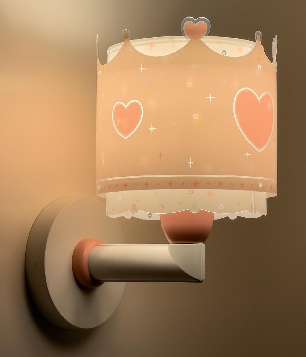 Dansi Aplique de pared infantil Little Queen corona y corazones Limitado a 3 días