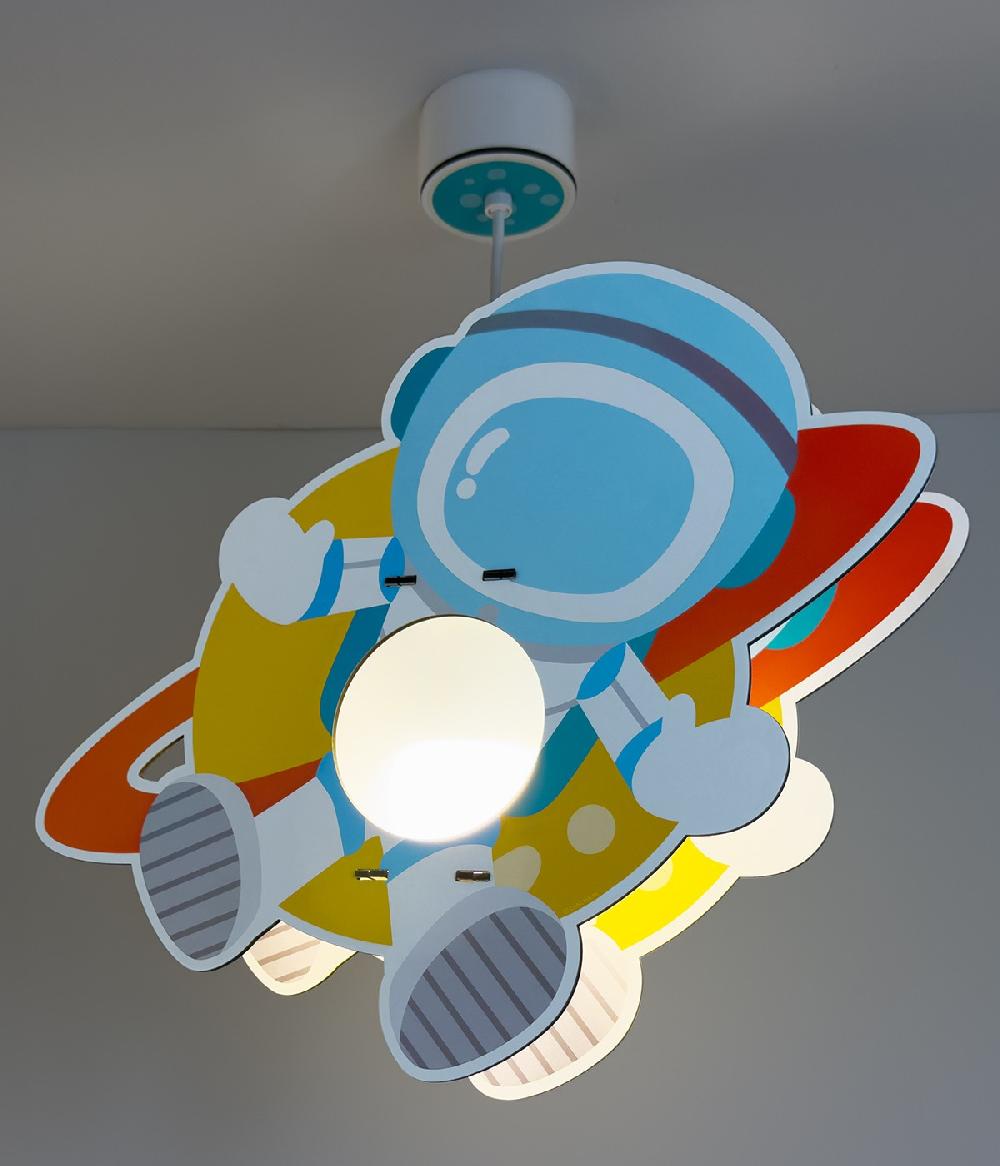 Dansi Lámpara de techo infantil Astronauta - eco friendly Promoción por tiempo limitado