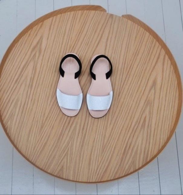 Del rio london Ibiza sandals white - black slingback Última moda