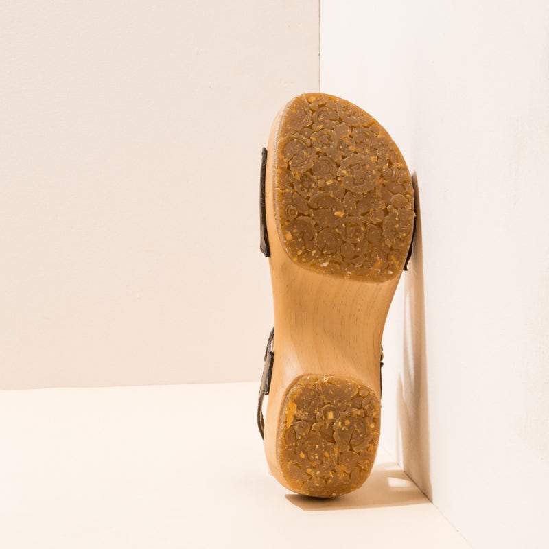 El naturalista N5831T PATH BLACK / SHOKUNIN Tienda