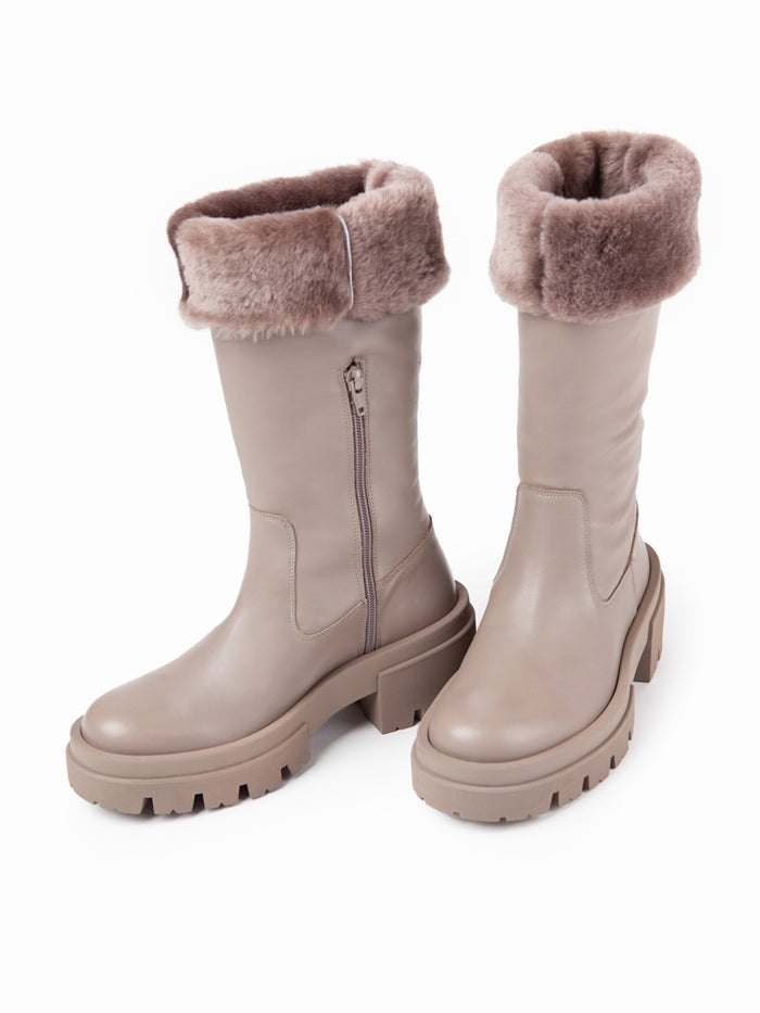 Equitare KAREN - Napa Seda/Mouton Taupe En oferta