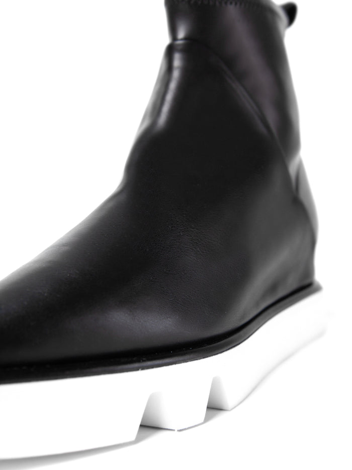 Equitare SAM - Orleans Strech Negro ÚLTIMAS EDICIONES