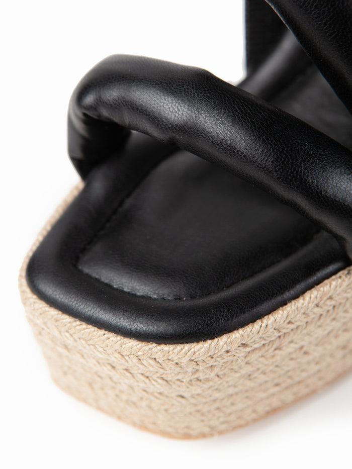 Equitare PIA - Florencia Negro Oferta exclusiva