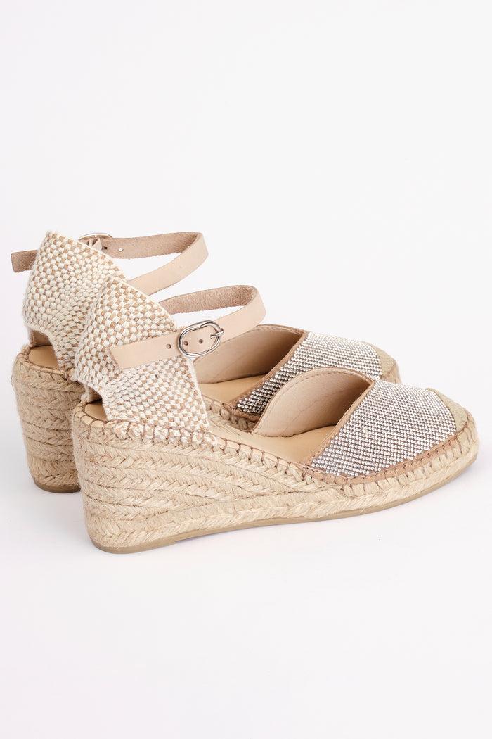 Fabiolas Alpargata Estilosa Beige En oferta