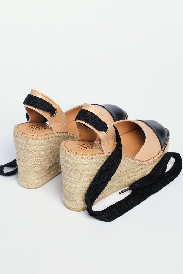 Fabiolas Alpargata Altearas Beige/Negro Tienda