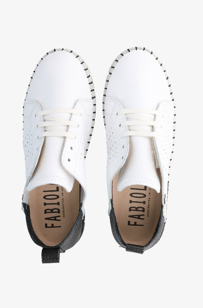 Fabiolas Sneaker JutHeras Blanco/Negro Última moda